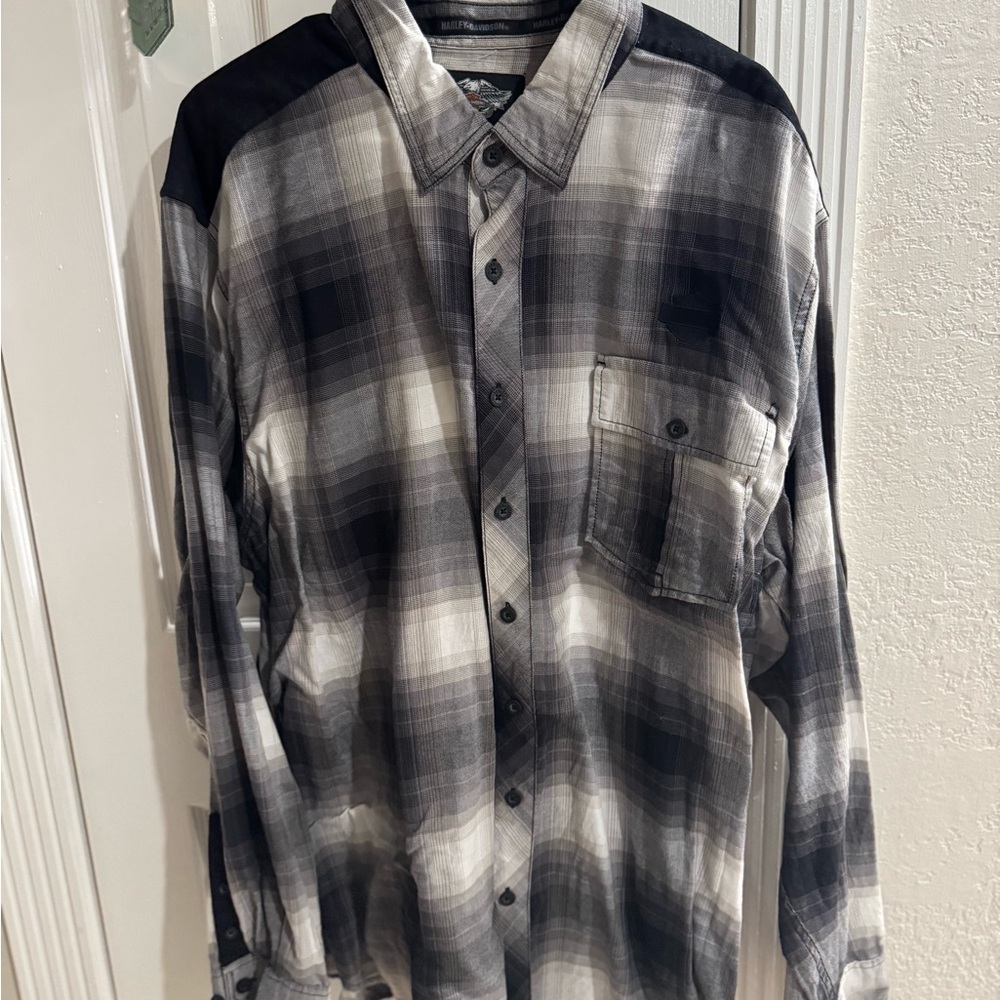 Harley-Davidson Black and Gray Casual Button Down Shirt